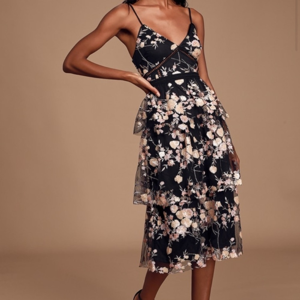 Lulu’s Glam Black, Embroidered, Sequin Midi Dress
